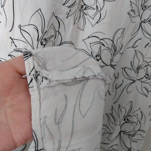 Amish Mennonite Cape Dress 39"B 34"W White Black Floral Linen-Like - Picture 6 of 11